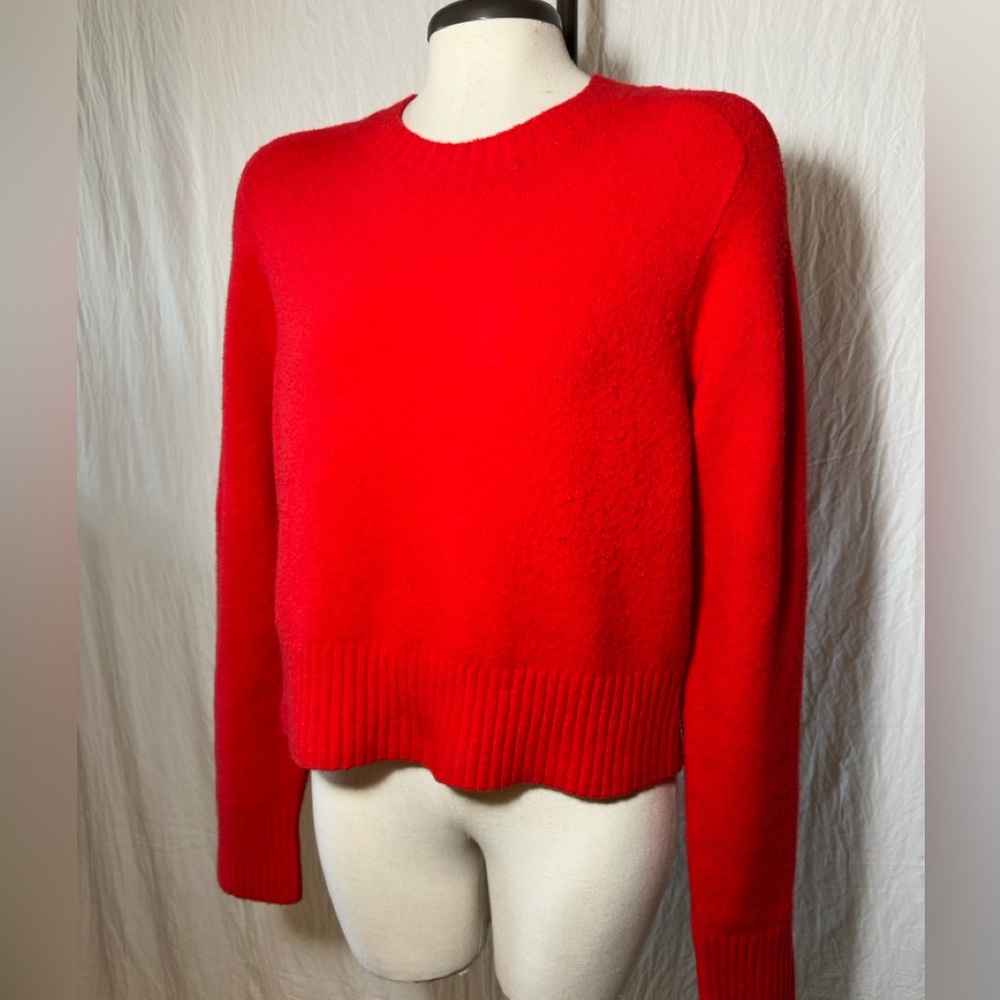 Universal Thread Vibrant Red Crew Neck Sweater - Picture 4 of 8